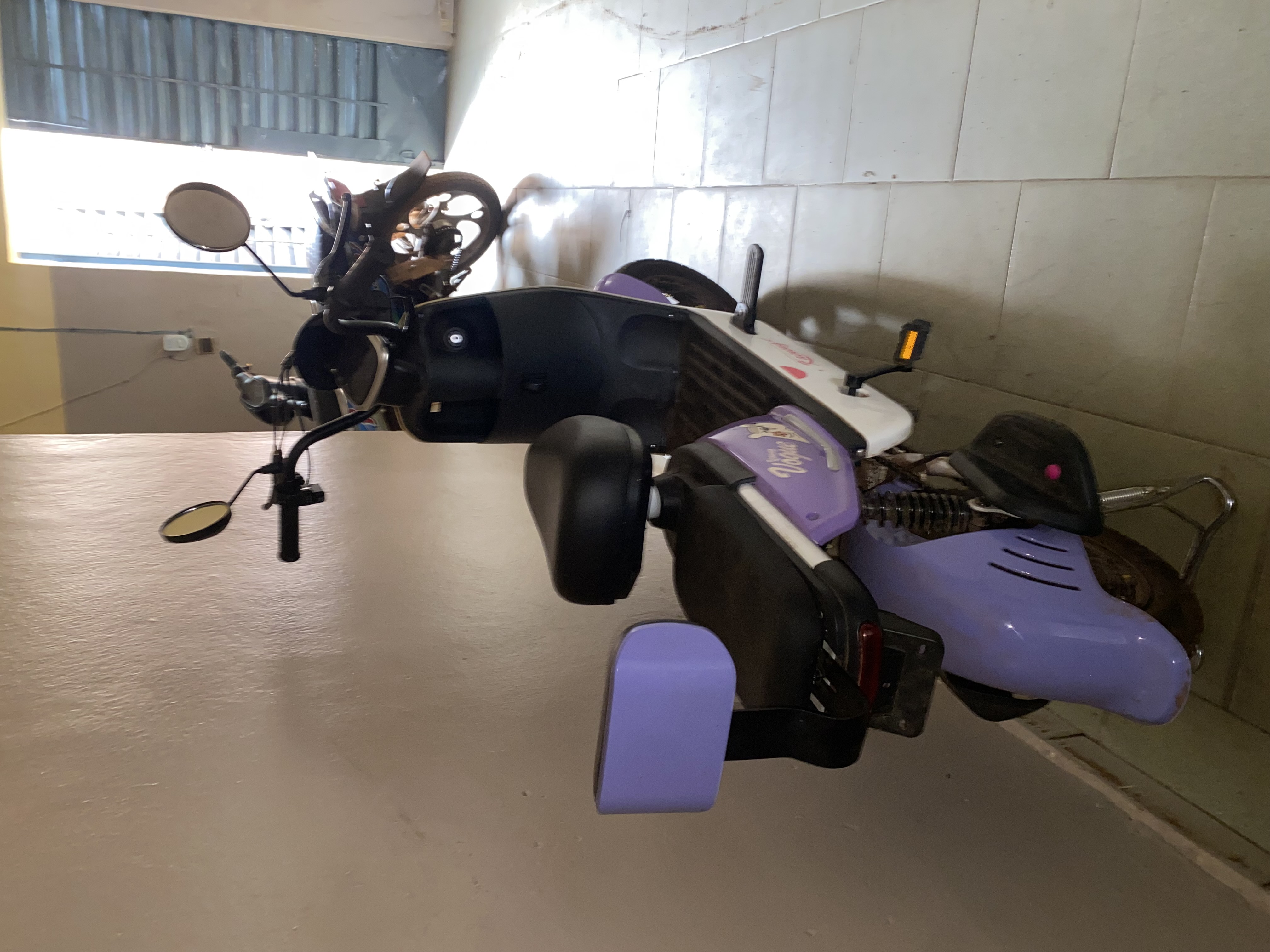 Moto électrique , vue 3